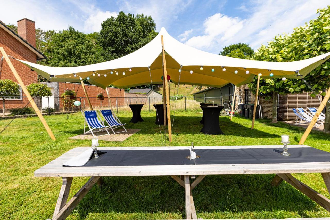 Vet - Bed & Breakfast Beek  Bagian luar foto